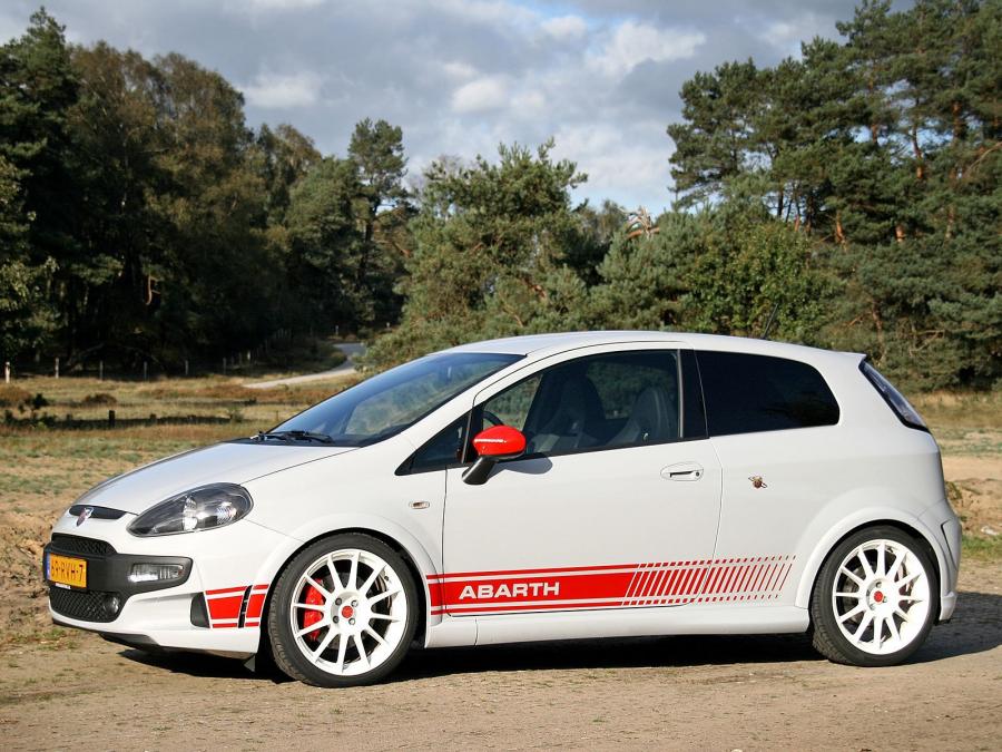  Abarth Punto Evo esseesse (199) 2010 года  (фото 8 из 8)